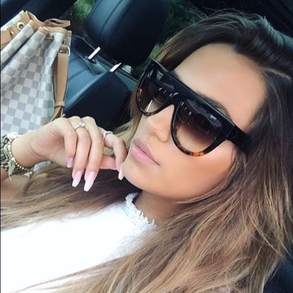 Celine-Style Tortoise Sunnies Sunglasses - Picture 5 of 5